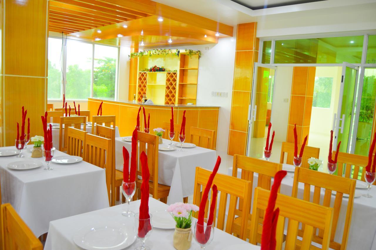 Cherry'S Courtyard Puerto Princesa Esterno foto